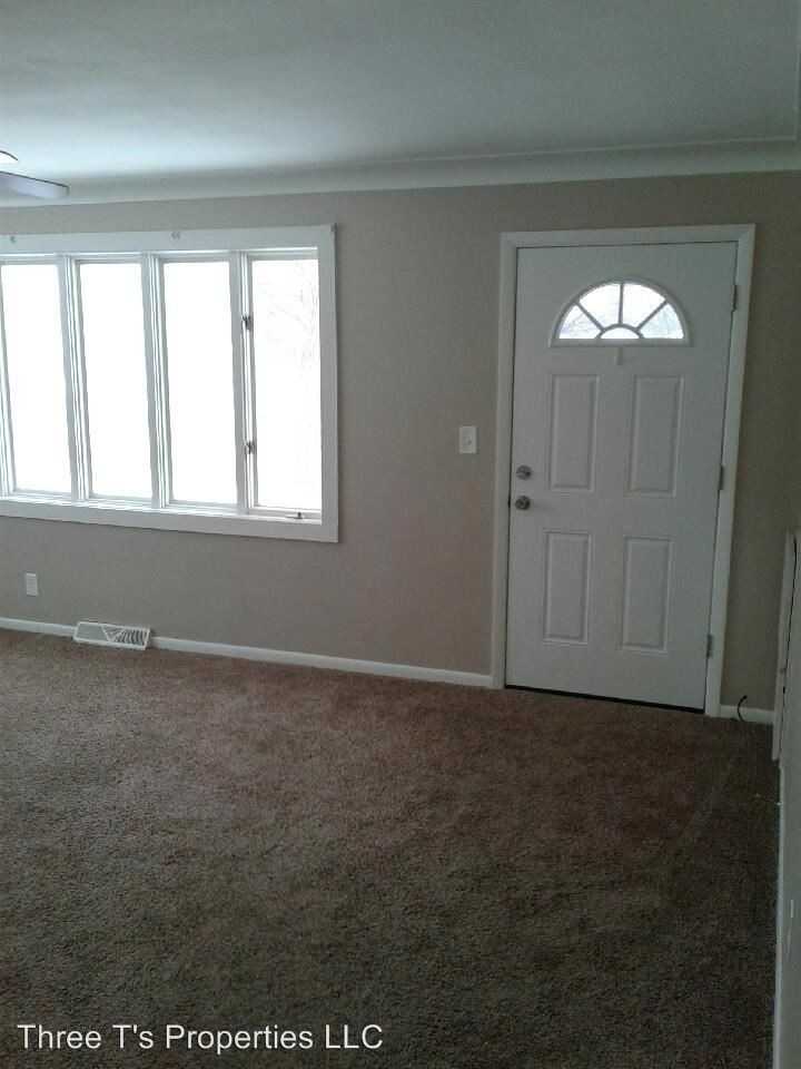 1153 South Shiawassee St. - Photo 2 of 3