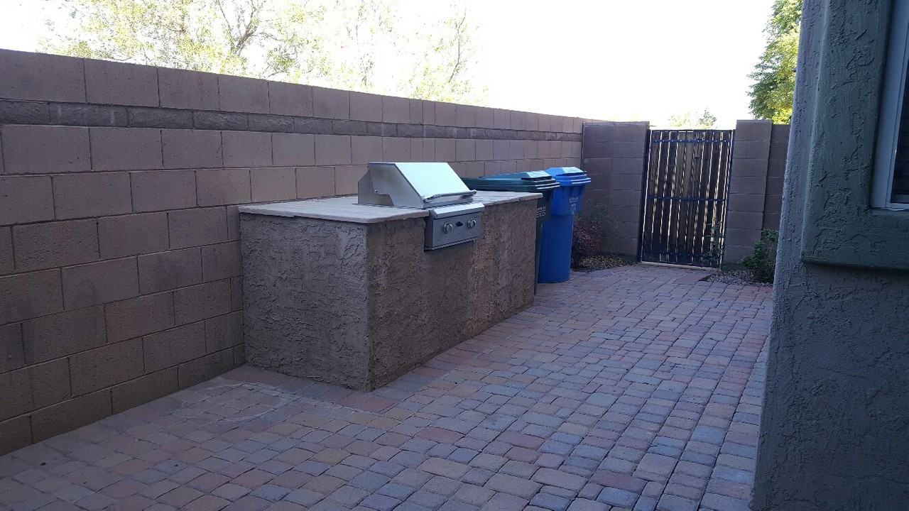 4728 W Carson Rd - Photo 2 of 31