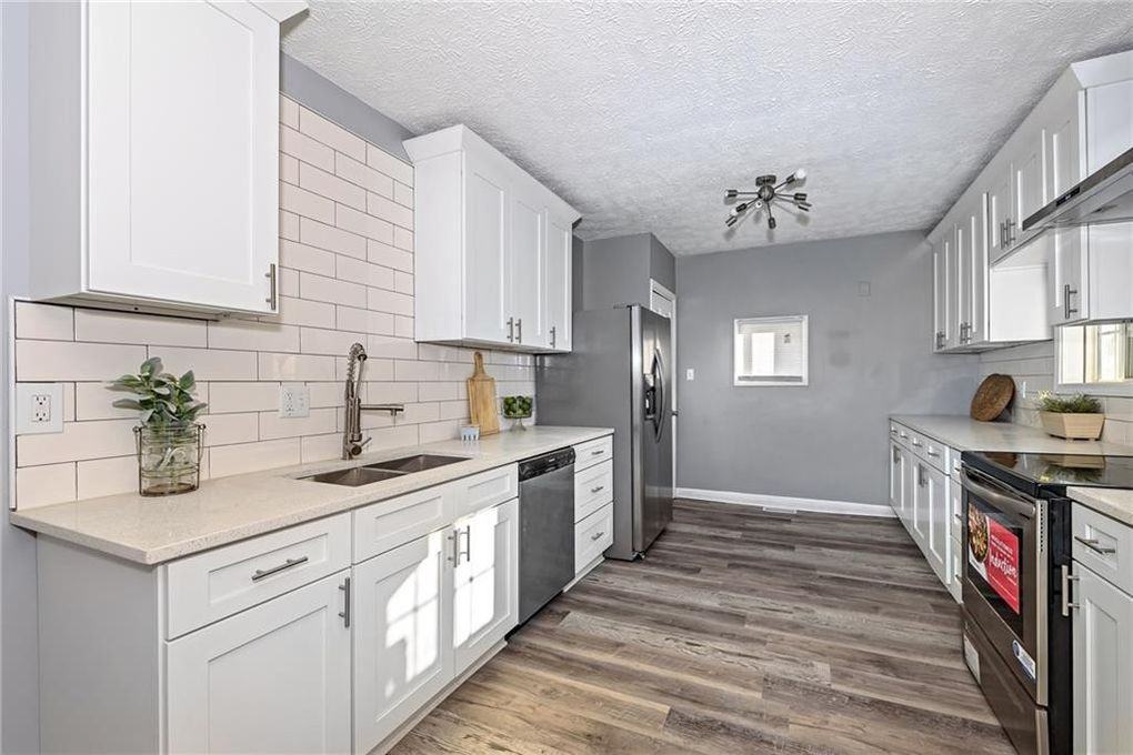 4347 Winthrop Ave - Photo 2 of 11