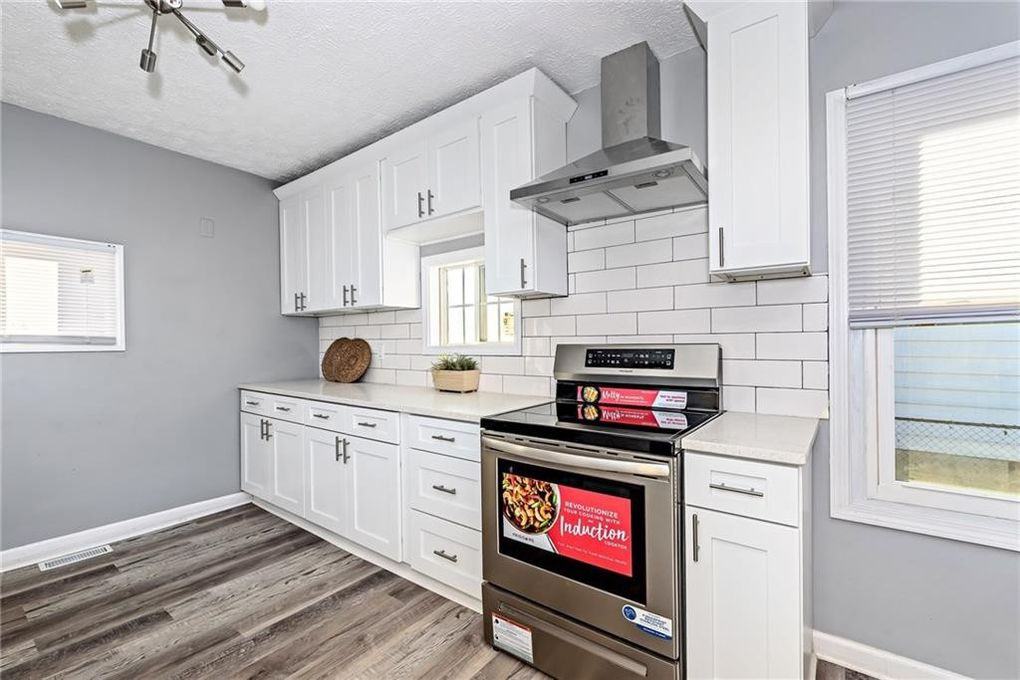 4347 Winthrop Ave - Photo 3 of 11