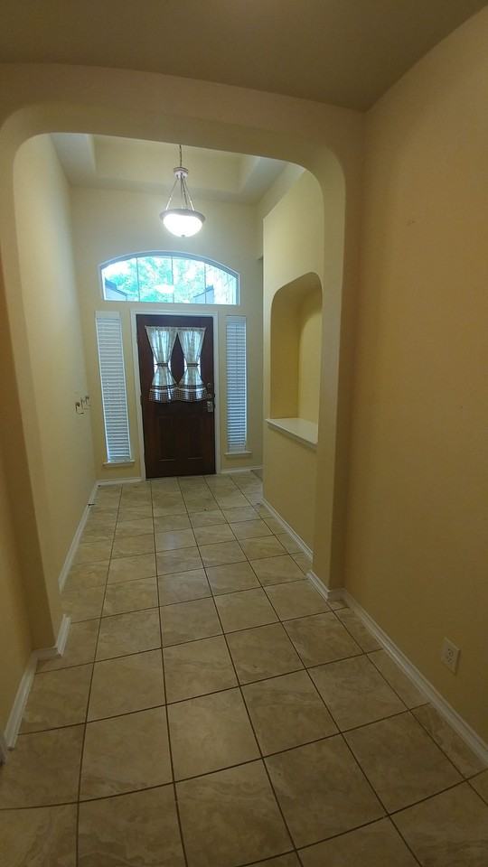 4610 Acornridge Way - Photo 2 of 23