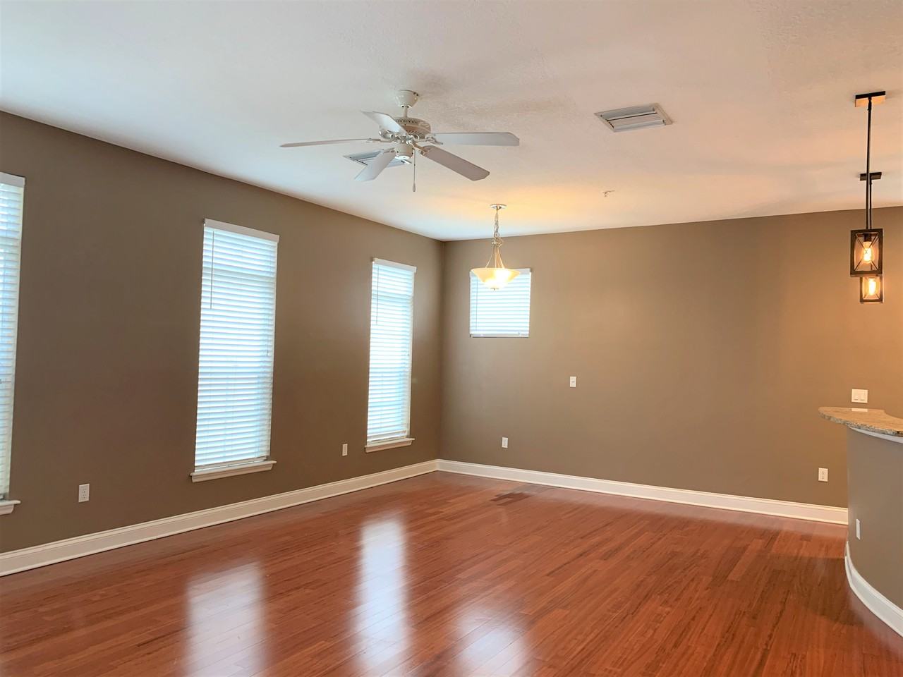 4511 Legacy Park Dr - Photo 5 of 27