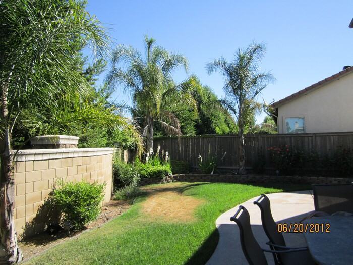 1920 Grey Owl Circle - Photo 3 of 22