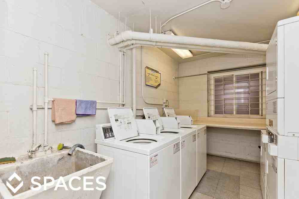 736 W Buena - Photo 2 of 42