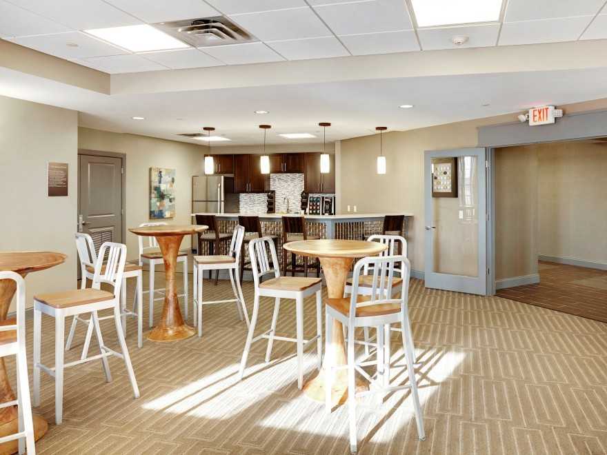 240 Chubb Avenue 2201, Lyndhurst, NJ 07071 2 Bedroom Apartment for