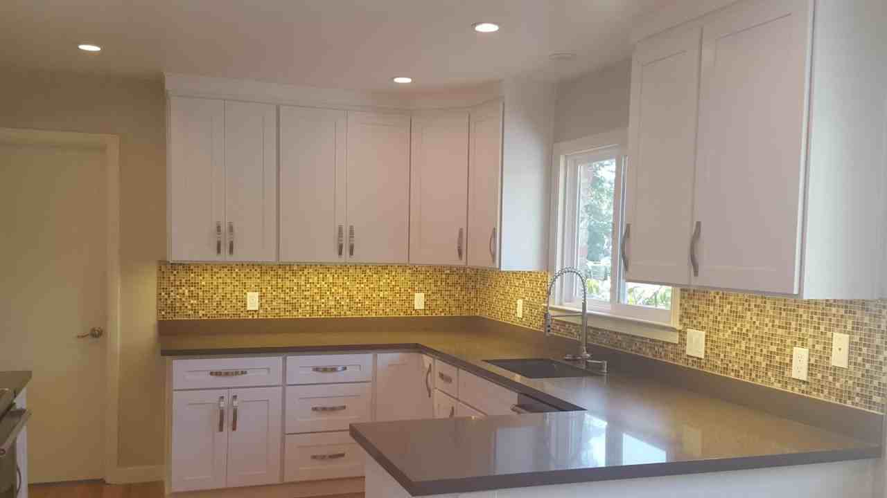 64 Irving Ave - Photo 2 of 19