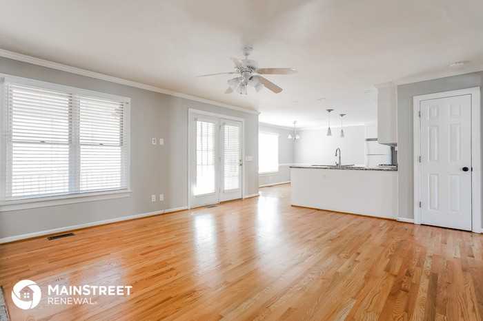 17 Edinburgh Place - Photo 3 of 16