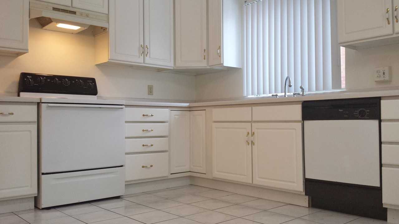 Como Lake Estates - Photo 5 of 37