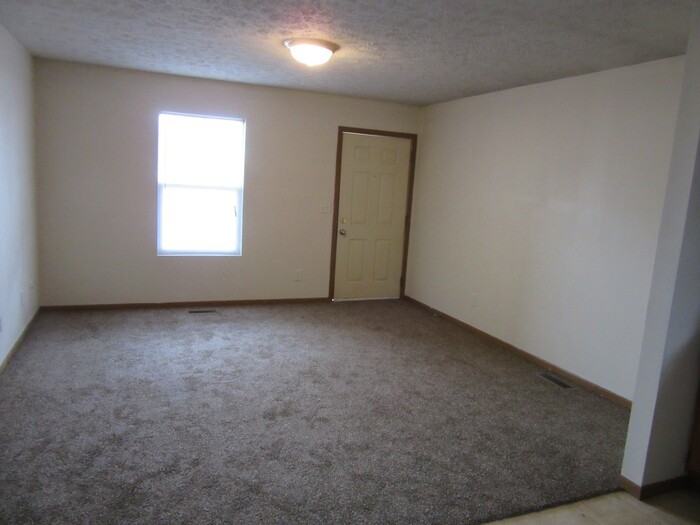 713 North 25th Street - Photo 3 of 9