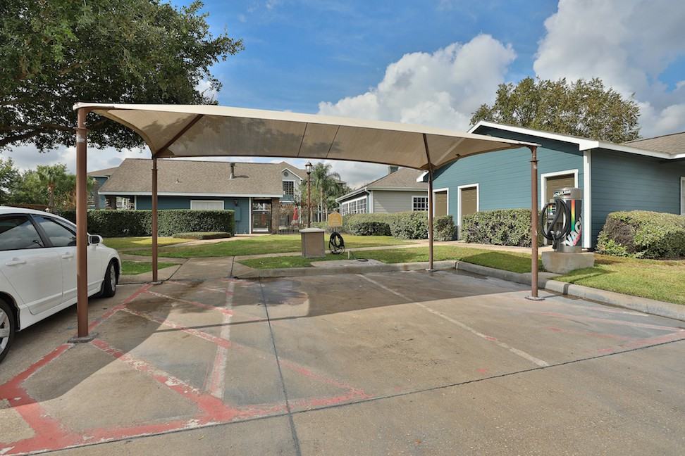 Enclave At Woodbridge - Photo 4 of 50