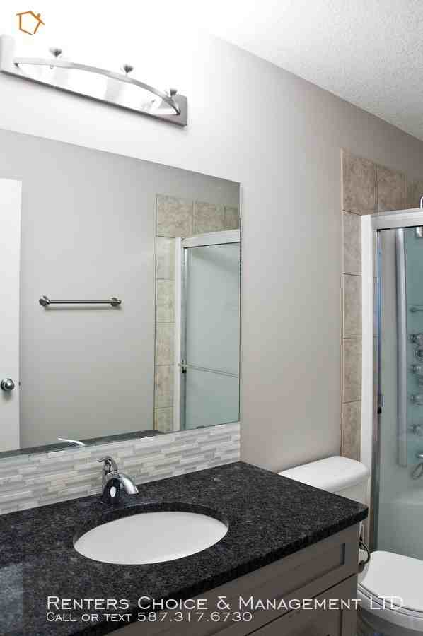 131 Riverhurst Cove W - Photo 3 of 20