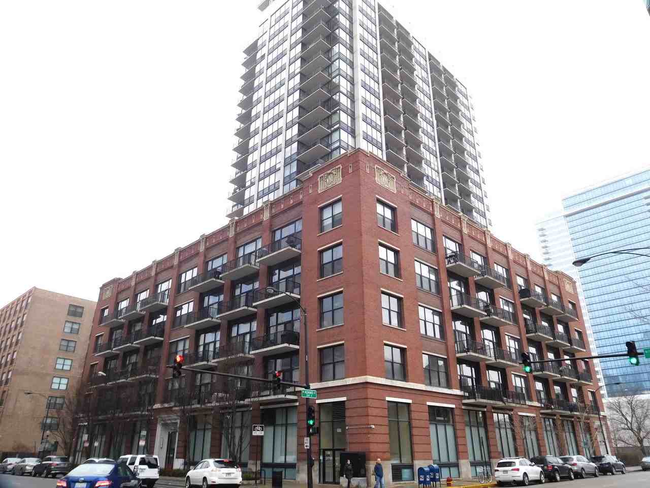 210 S Desplaines St 1909 - Photo 2 of 40