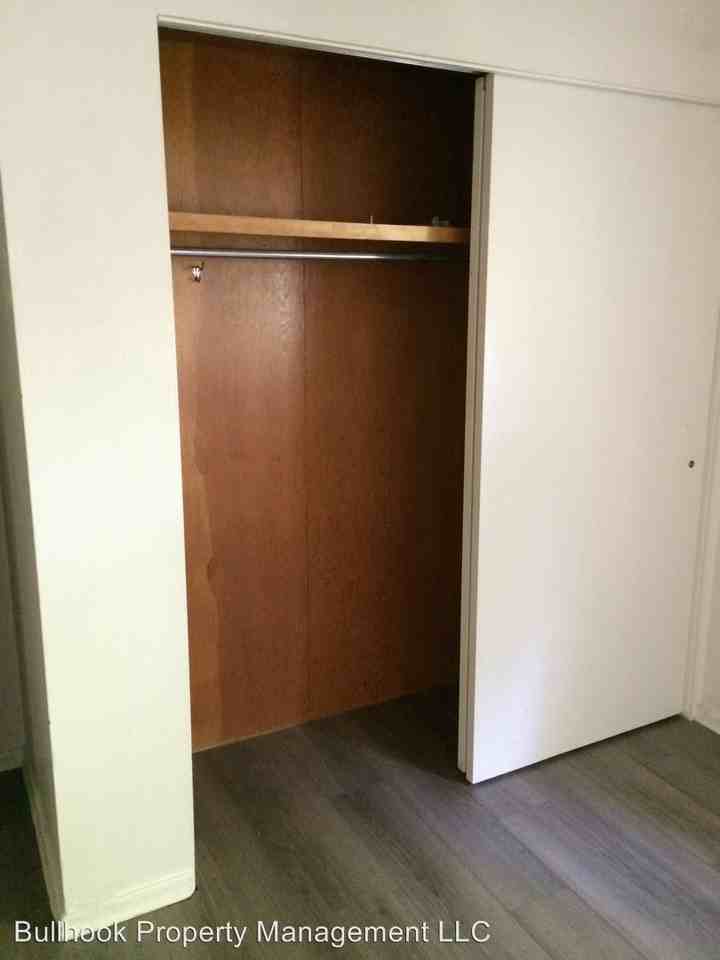 105 7th St 4plex - Photo 3 of 12