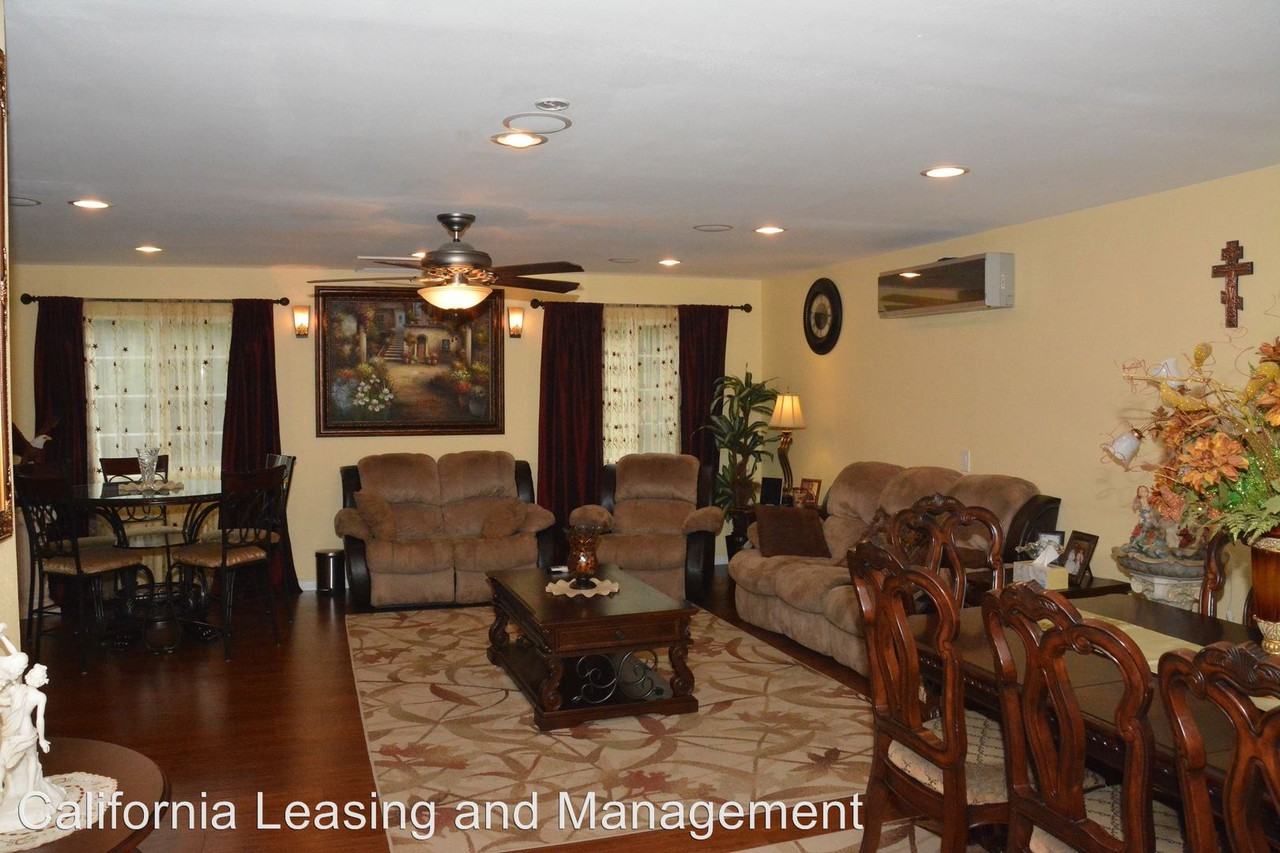 20833 Kingscrest Drive - Photo 3 of 19