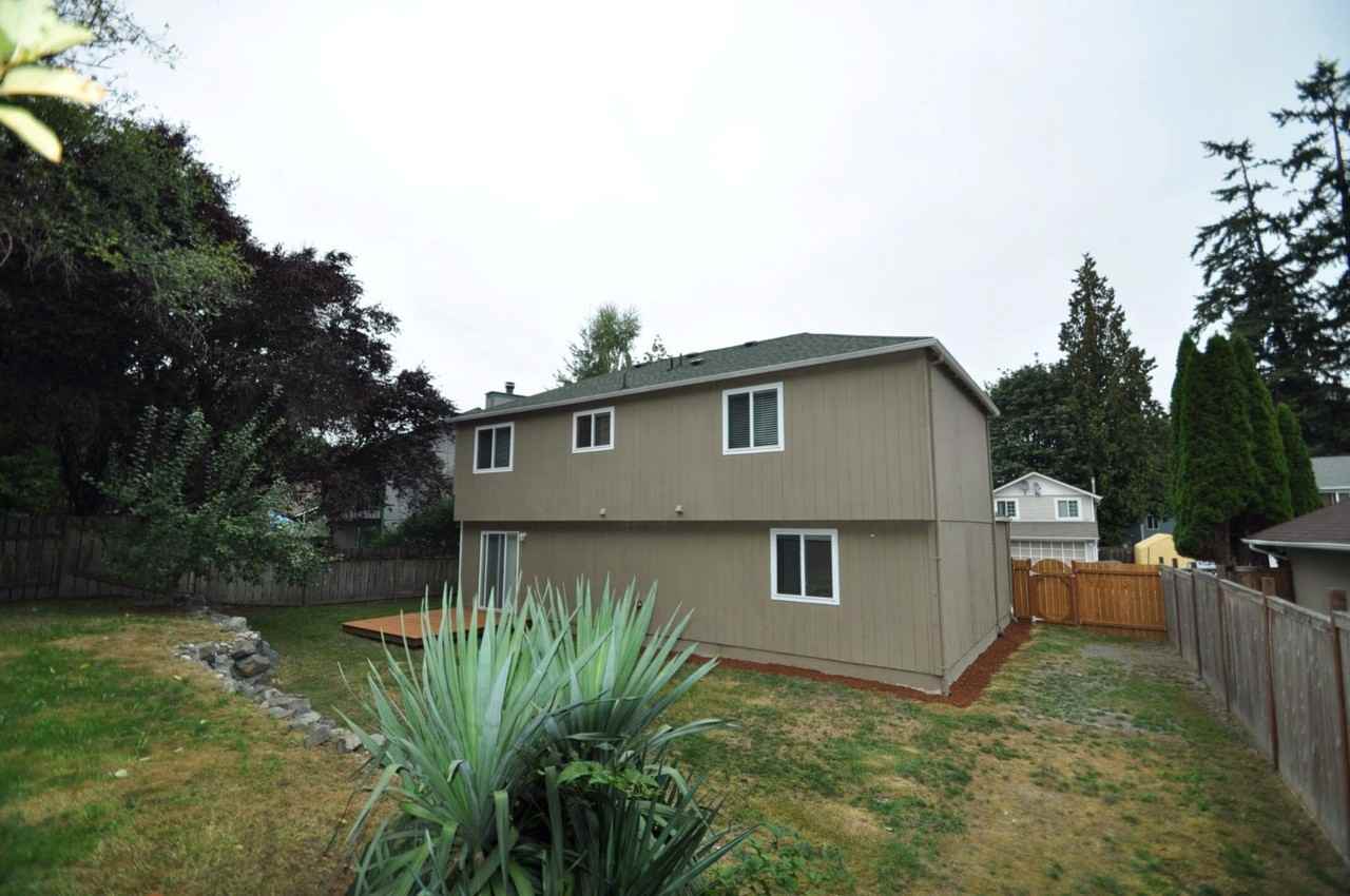 1714 225th St SE - Photo 3 of 14