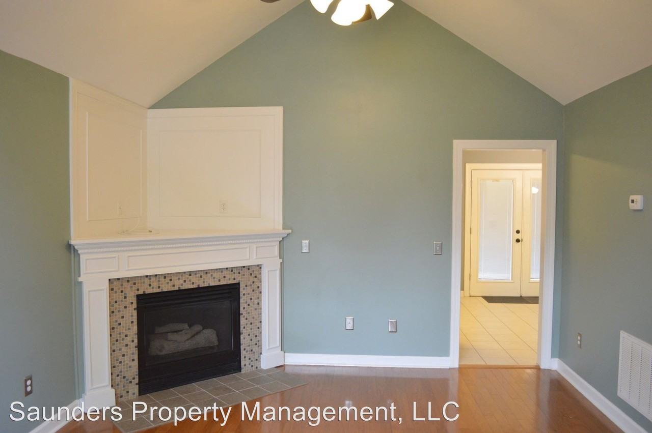 2217 Briar Glen Rd - Photo 2 of 22