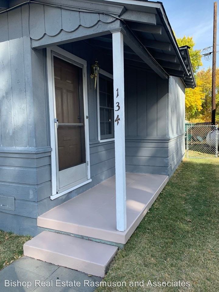 134 Moffett - Photo 2 of 27