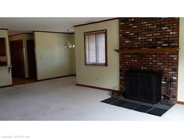 1002 Summer Hill Dr - Photo 2 of 18