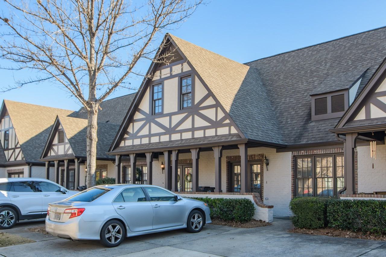 2016 Acton Park Way