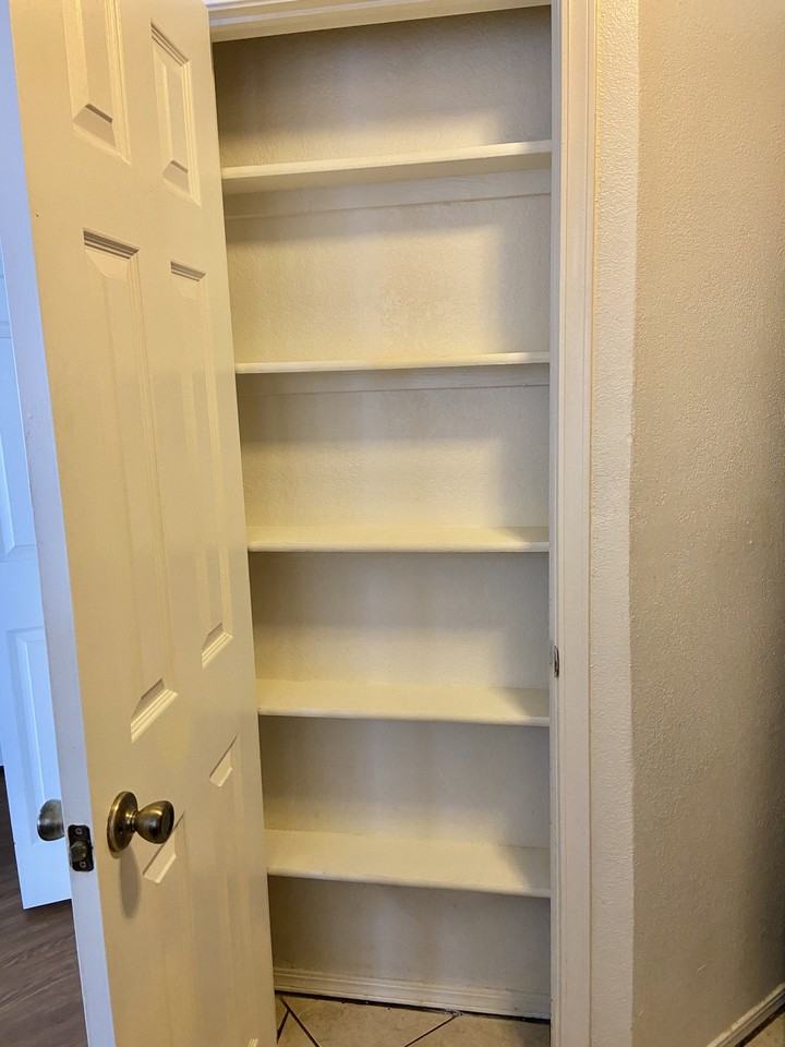 1804 E 66th Pl - Photo 2 of 18