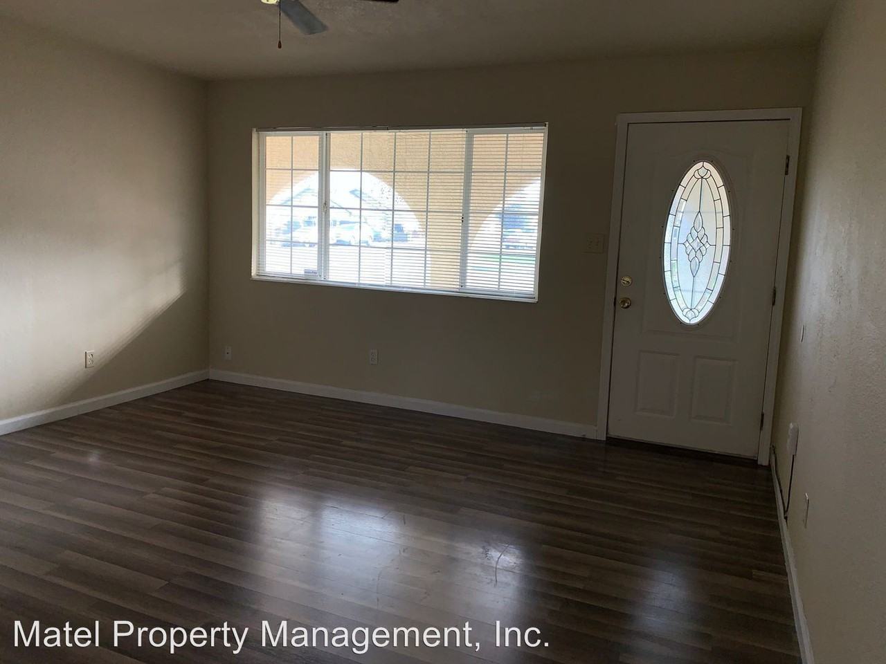 227 Becky Way - Photo 2 of 21