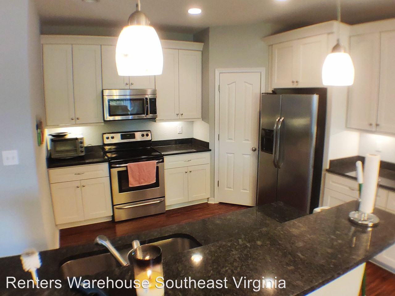 3140 Hyde Circle - Photo 3 of 16