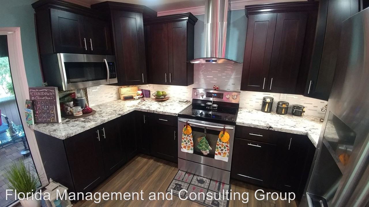 3526 Nw 73 Way - Photo 3 of 15
