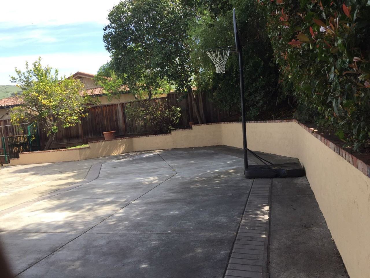 3110 Valmaine Ct - Photo 3 of 22