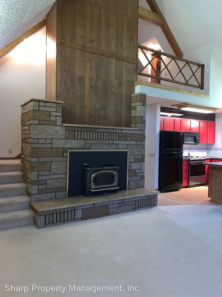 690 Delameter Rd - Photo 3 of 24