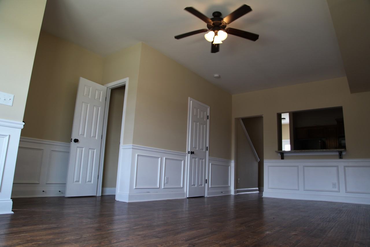 140 Reserve Ln - Photo 2 of 8