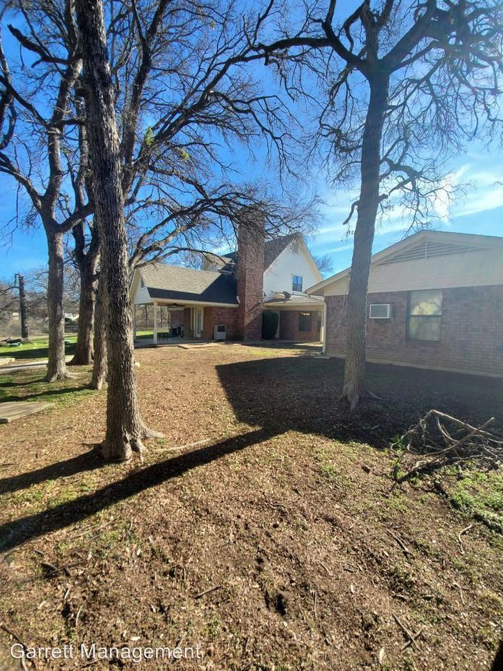 310 County Road 3080 - Photo 3 of 3
