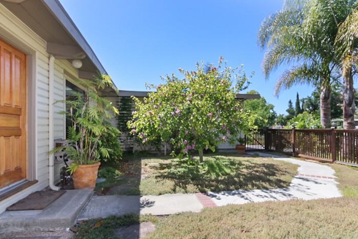 2443 Betlo Avenue - Photo 3 of 24