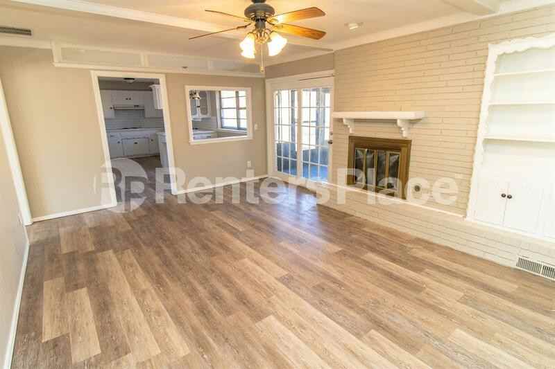 4729 Nw 70th St - Photo 2 of 16