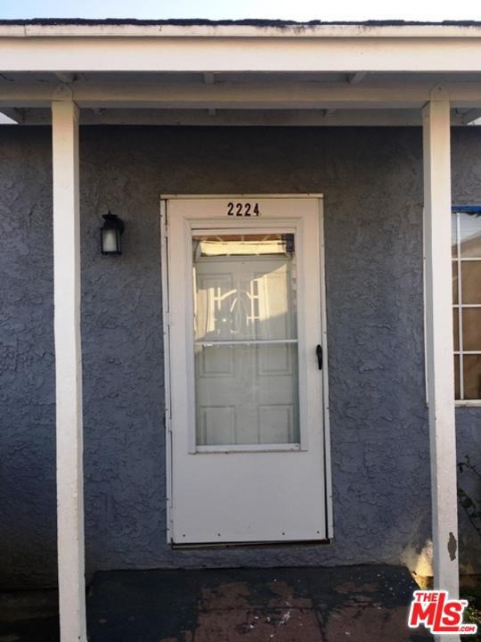 2224 Arlington St - Photo 2 of 21