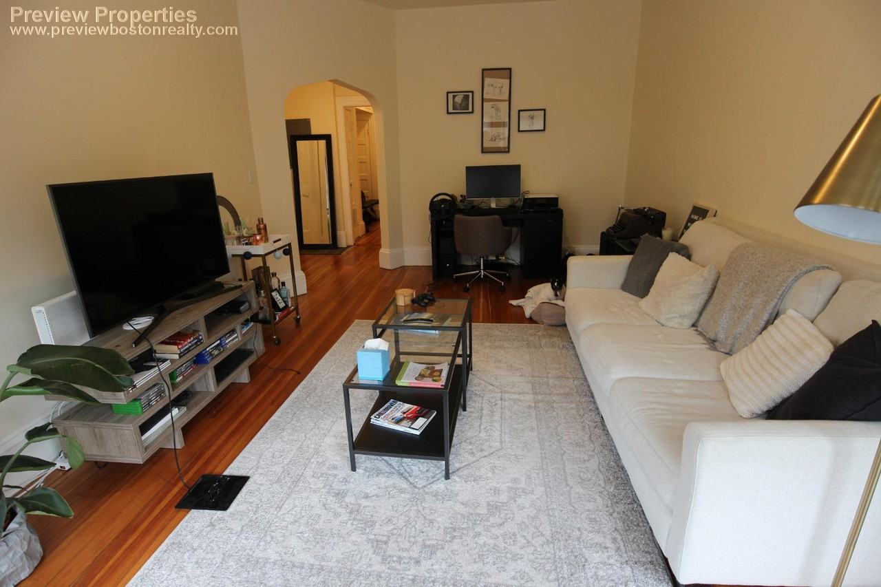 1463 Beacon St. #31 - Photo 2 of 14