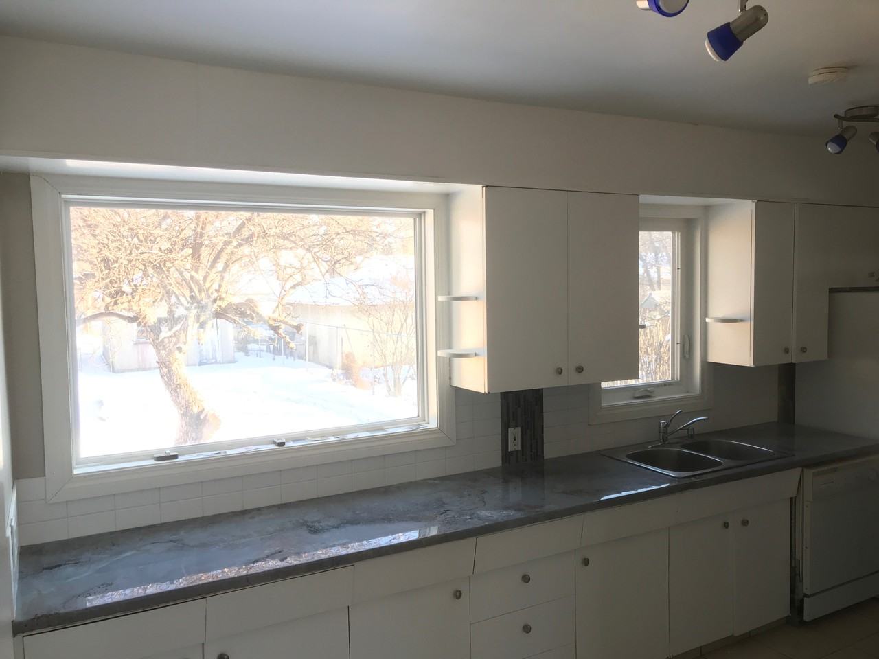 10353 149 Street Northwest - Photo 2 of 11