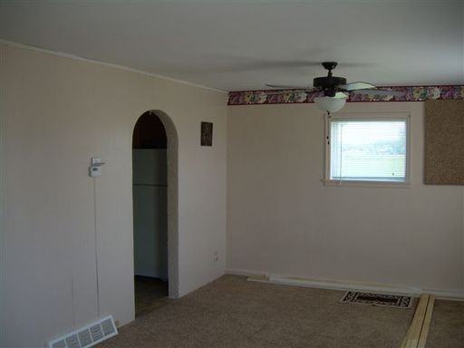 7008 S 2000 W - Photo 2 of 11