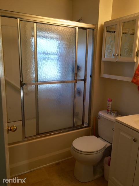 East Putnam Avenue - Photo 3 of 4