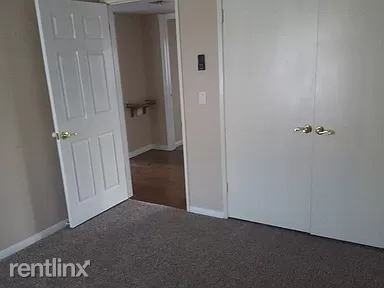 20720 Cottonwood Rd - Photo 2 of 18