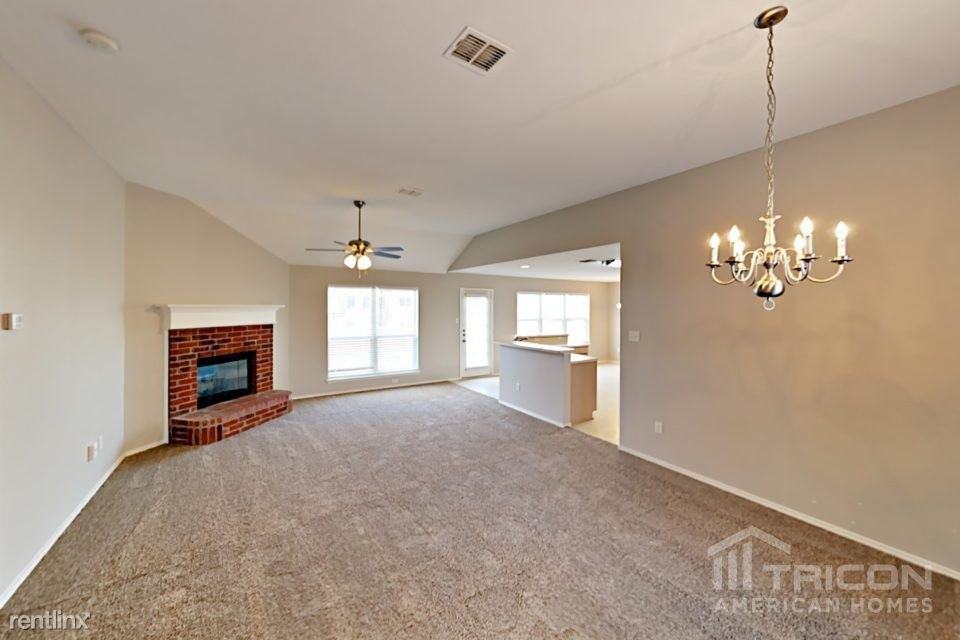 1627 Loveland Drive - Photo 2 of 31