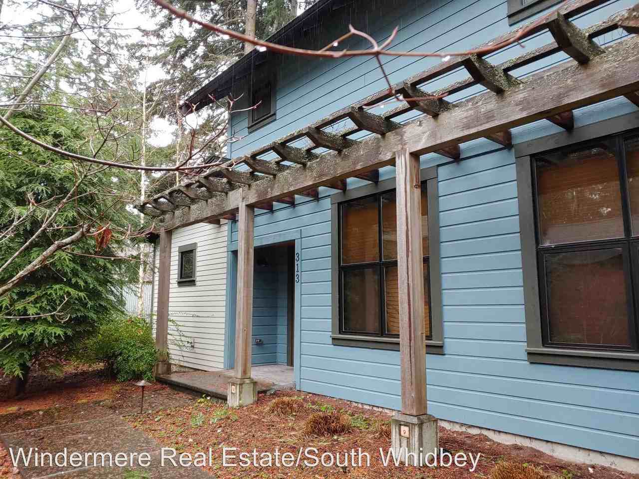 313 Edgecliff Dr - Photo 3 of 17