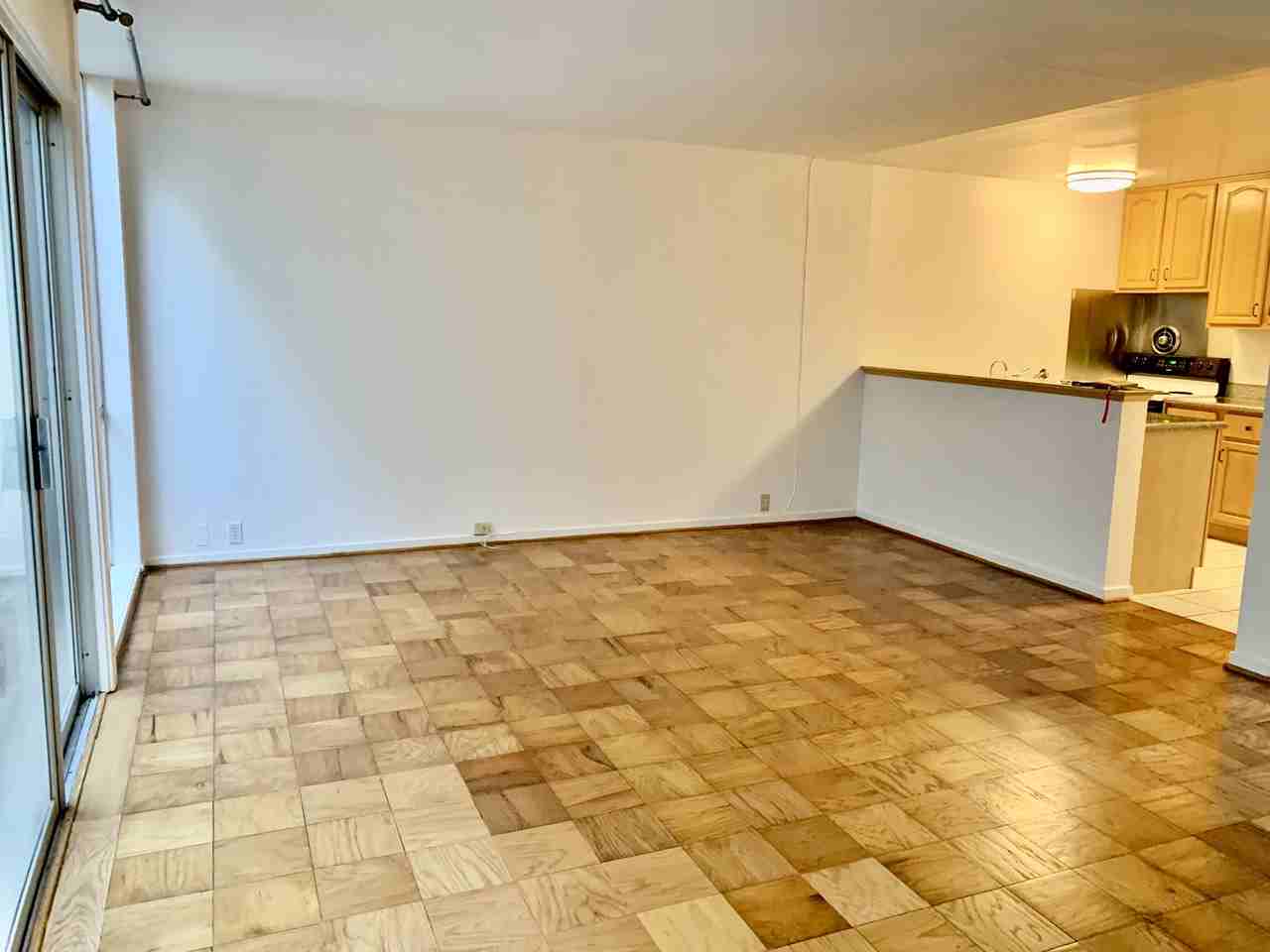 1563 Hyde Street ###3 - Photo 3 of 17