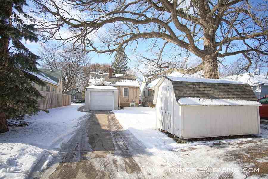 4609 34th Ave South - Photo 3 of 38