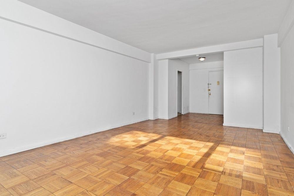 333 East 46th Street #C11