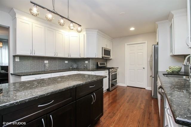 1431 Heather Hill Crescent - Photo 3 of 18