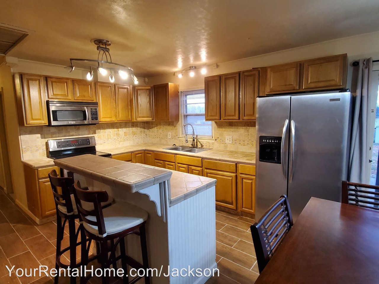132 Morisch Rd - Photo 2 of 18