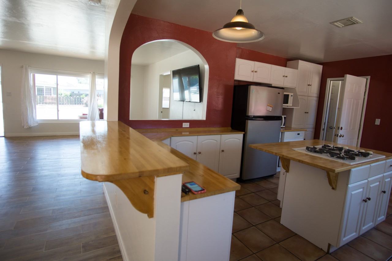 6241 Adobe Dr - Photo 4 of 29