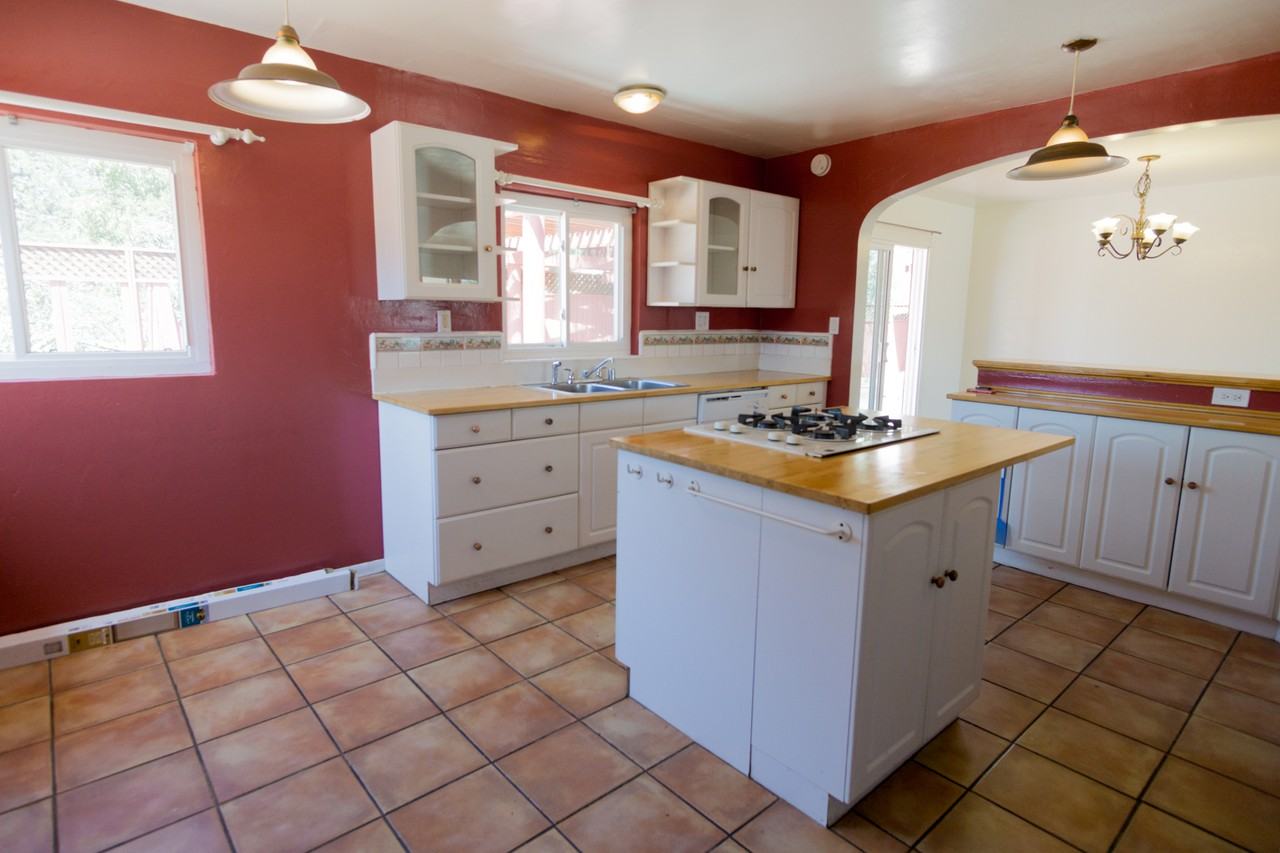 6241 Adobe Dr - Photo 6 of 29