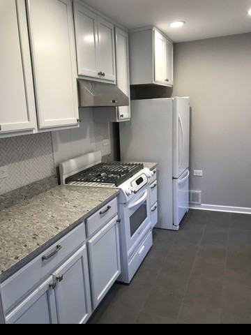 4623 Cracow Ave - Photo 3 of 8