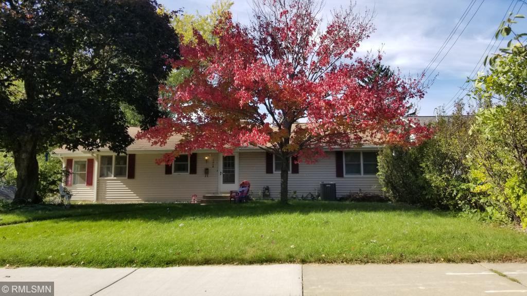 2448 S Flag Avenue - Photo 2 of 34